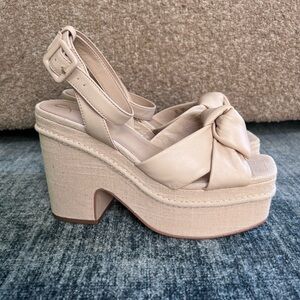 SAME EDELMAN Theresa Sandal, Sand Size 8